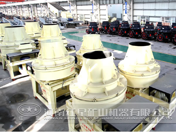 沖擊式破碎機(jī)結(jié)構(gòu)特征 沖擊式破碎機(jī)結(jié)構(gòu)特征