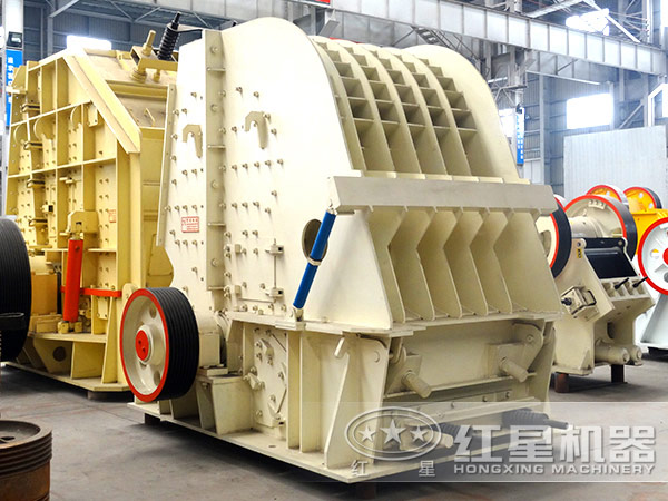 反擊式破碎機(jī) 反擊式破碎機(jī)