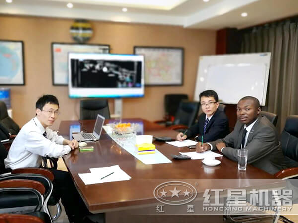 來廠咨詢、了解設備的客戶 來廠咨詢、了解設備的客戶