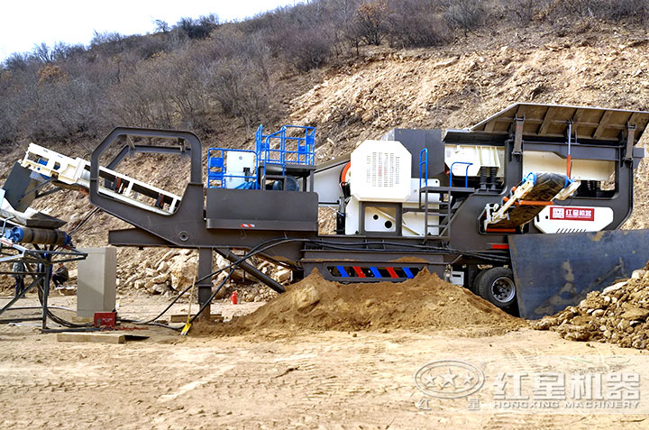 流動石子破碎機生產現場 流動石子破碎機生產現場