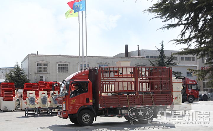 復(fù)合碎石機發(fā)貨