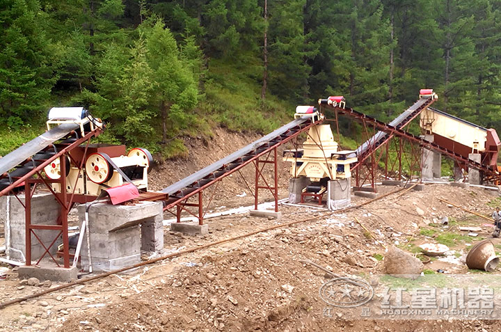 制砂生產(chǎn)線作業(yè)現(xiàn)場(chǎng)