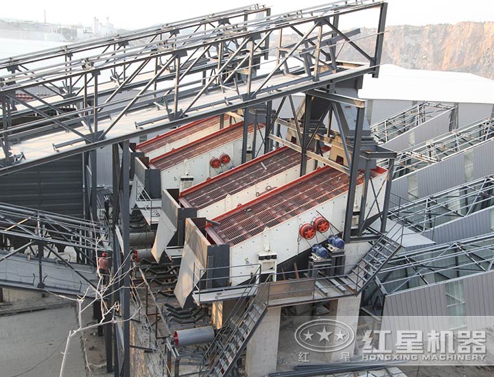 設(shè)備安裝、調(diào)試現(xiàn)場 設(shè)備安裝、調(diào)試現(xiàn)場