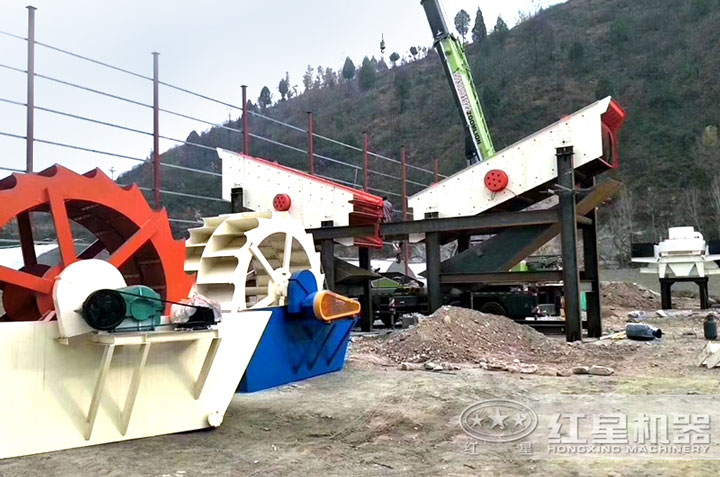 客戶制沙設(shè)備生產(chǎn)線安裝現(xiàn)場 客戶制沙設(shè)備生產(chǎn)線安裝現(xiàn)場