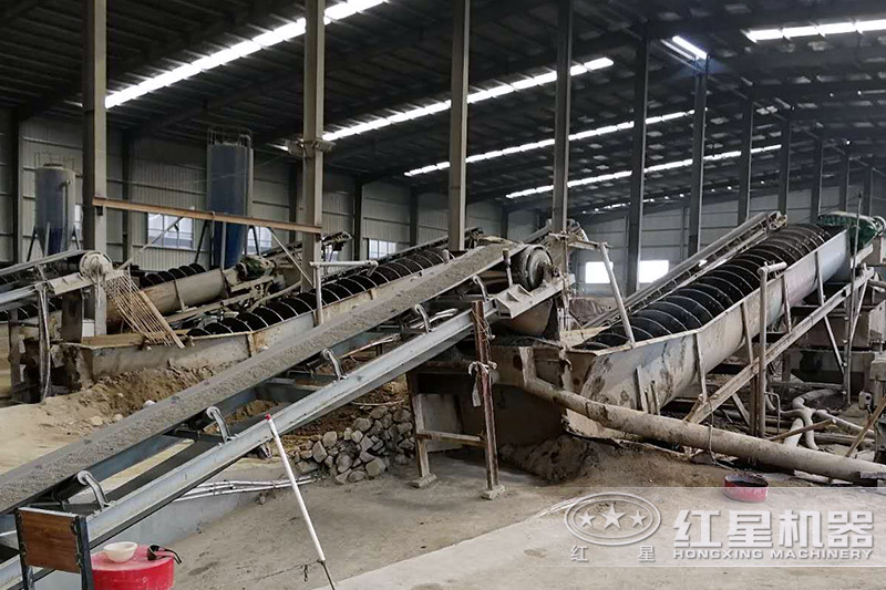 蛟龍洗砂機客戶現(xiàn)場 蛟龍洗砂機客戶現(xiàn)場